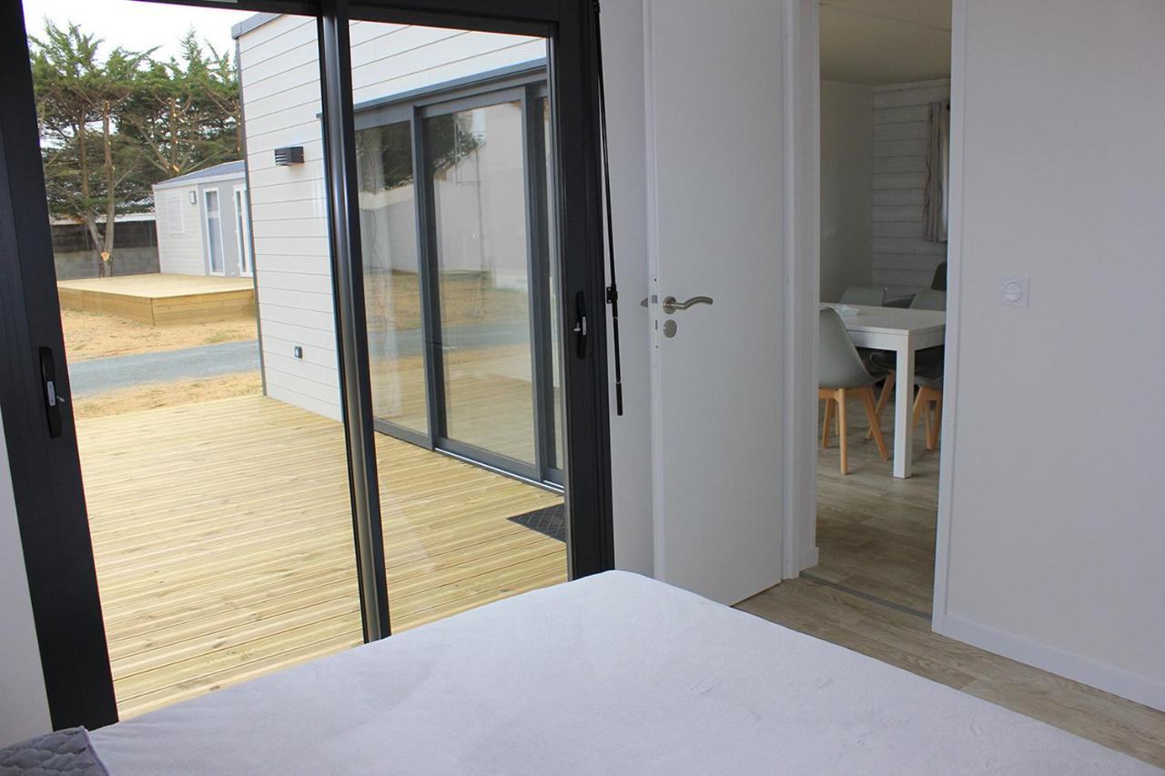 Chalet Pour 6, Domaine Avec Piscine Saint-Hilaire-de-Riez Exterior photo